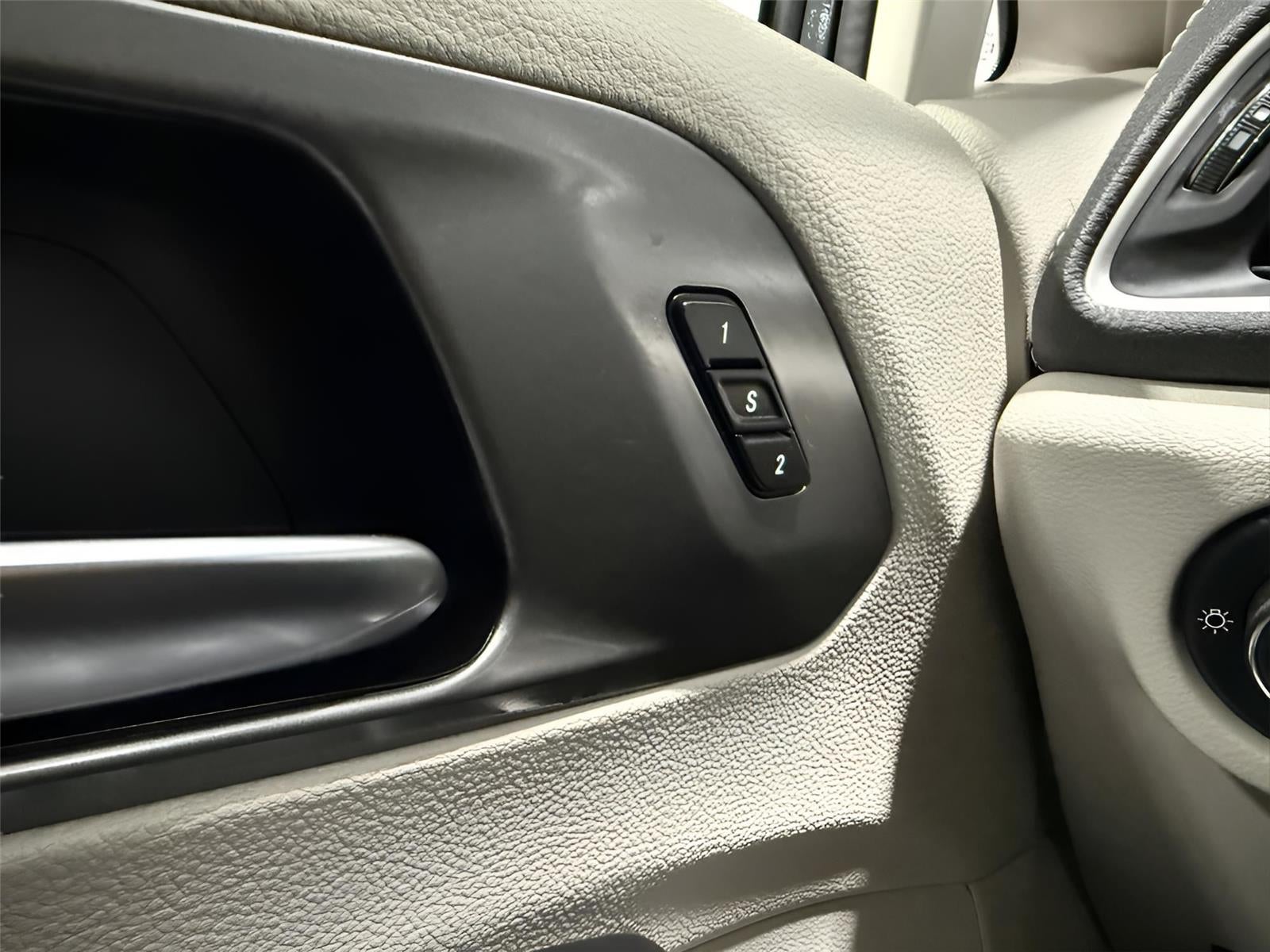 2022 Chrysler Pacifica Touring L AWD