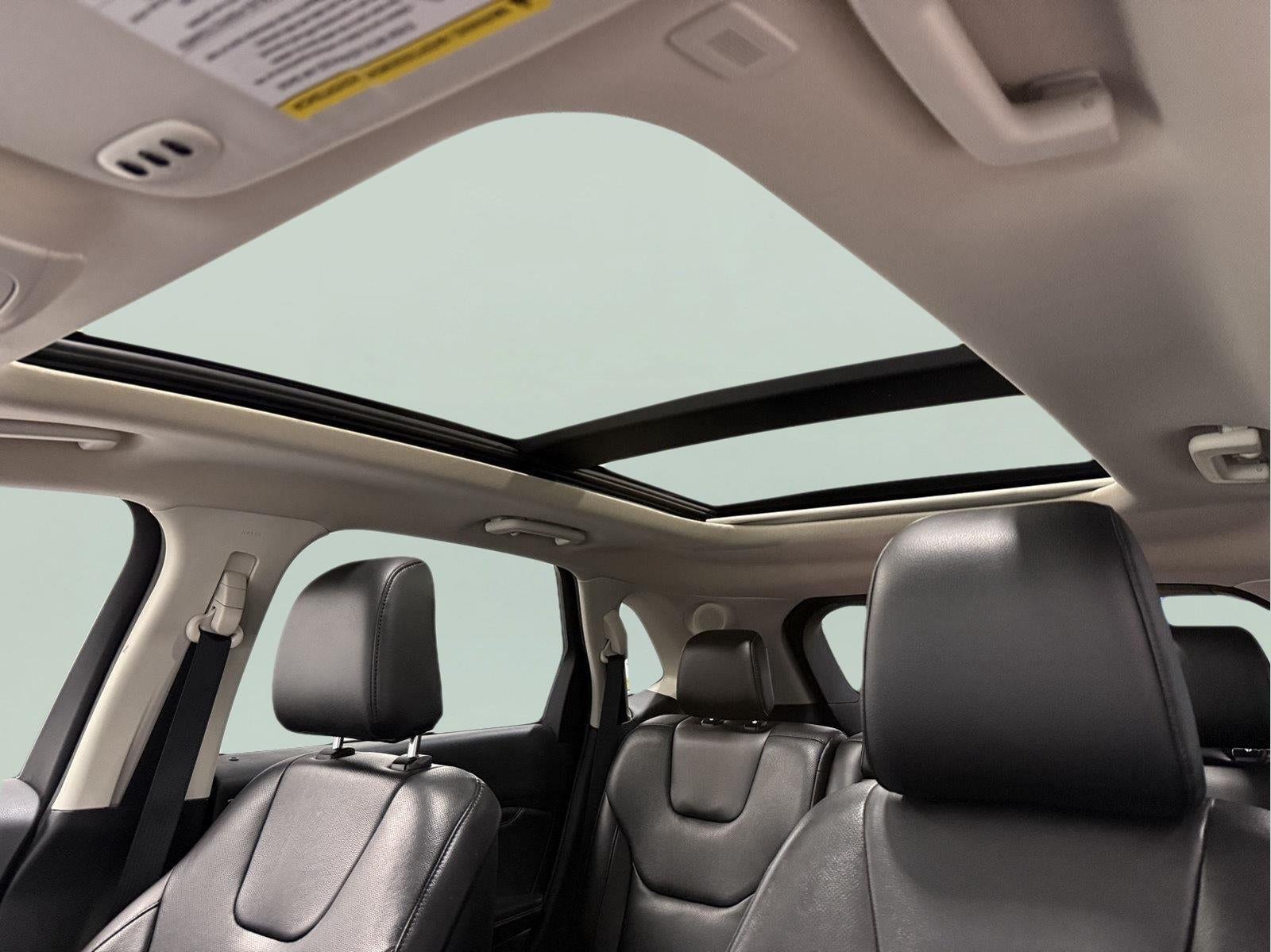 2020 Ford Edge Titanium