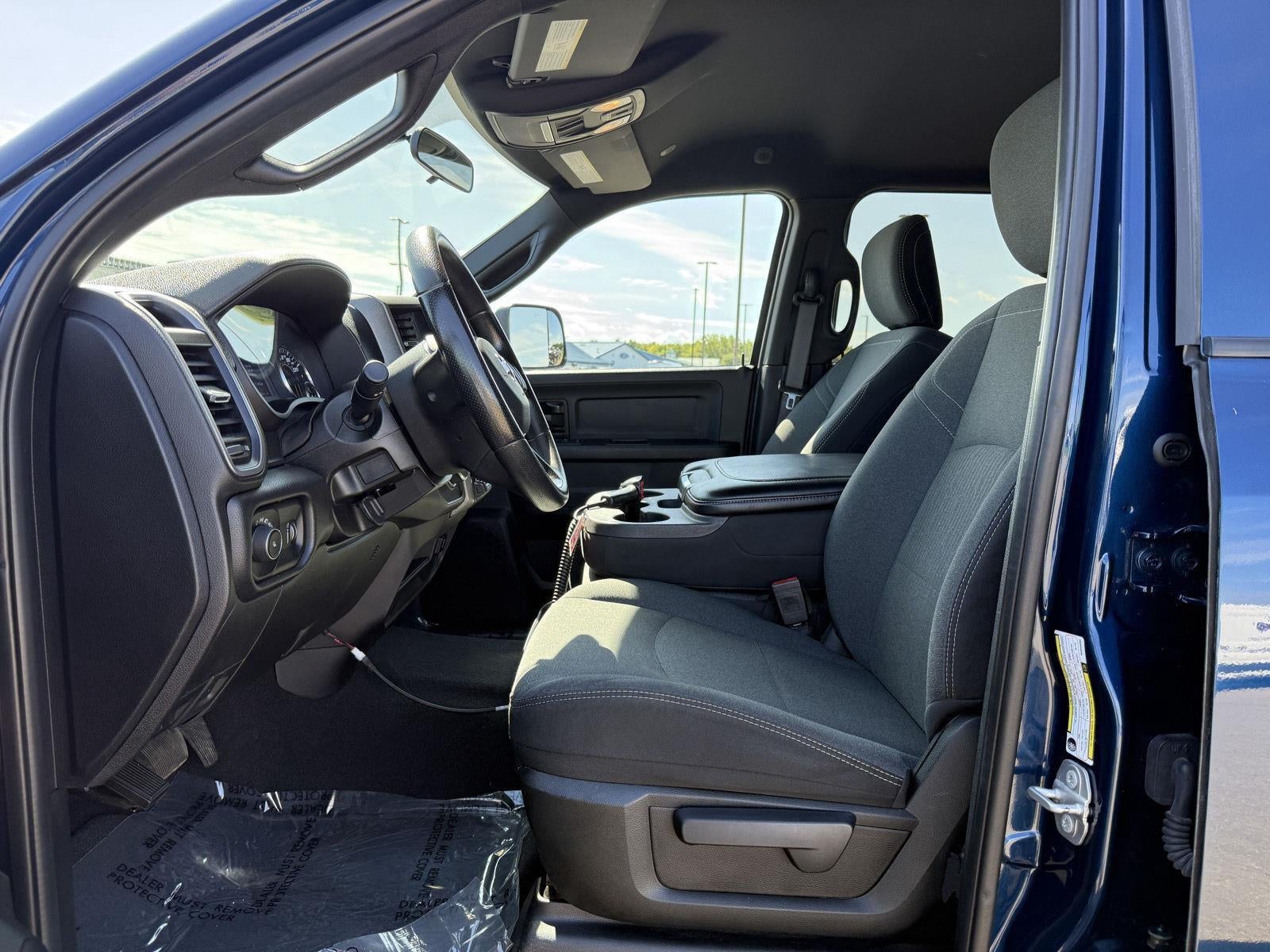 2021 RAM 2500 Tradesman Crew Cab 4x4 6'4' Box