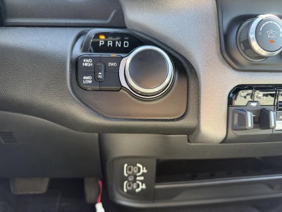 2021 RAM 2500 Tradesman Crew Cab 4x4 6'4' Box