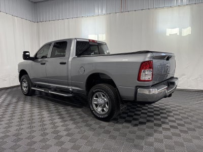 2024 RAM 2500 Tradesman Crew Cab 4x4 6'4' Box