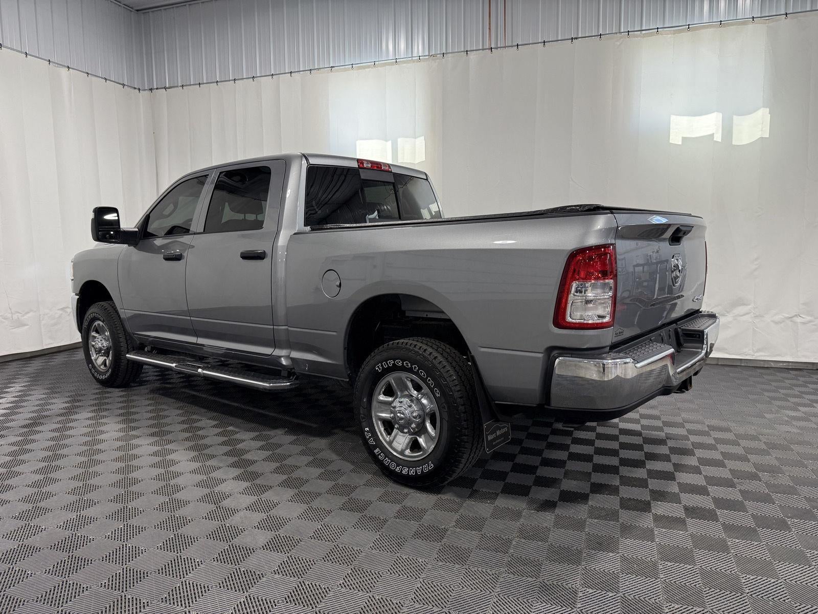 2024 RAM 2500 Tradesman Crew Cab 4x4 6'4' Box