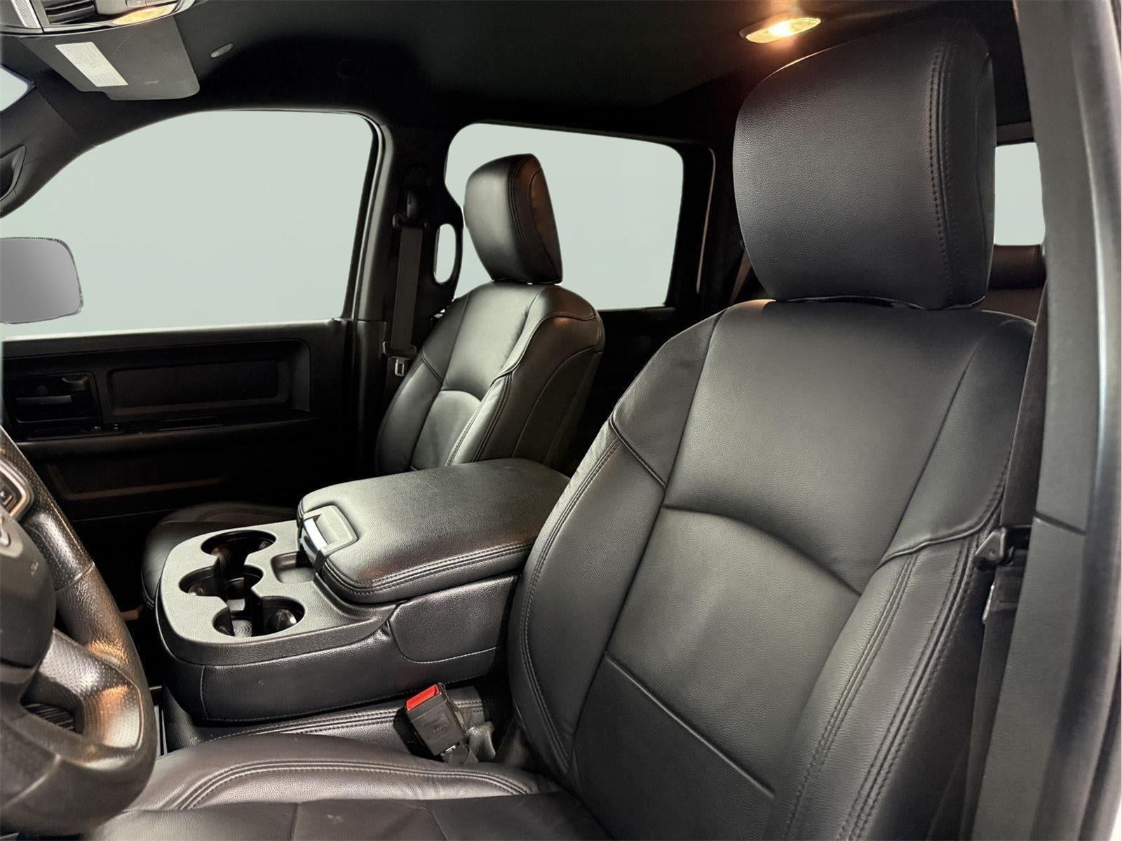 2021 RAM 2500 Tradesman Crew Cab 4x4 6'4' Box