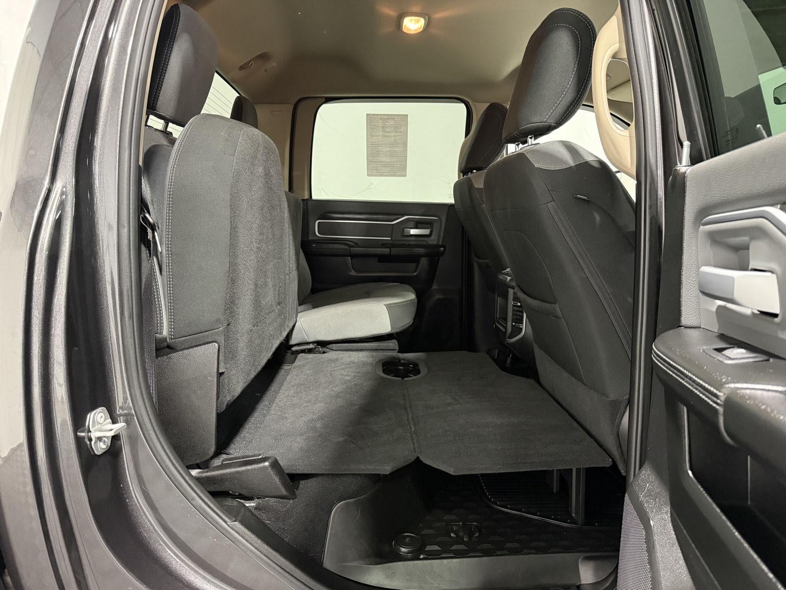 2020 RAM 2500 Big Horn Crew Cab 4x4 6'4' Box