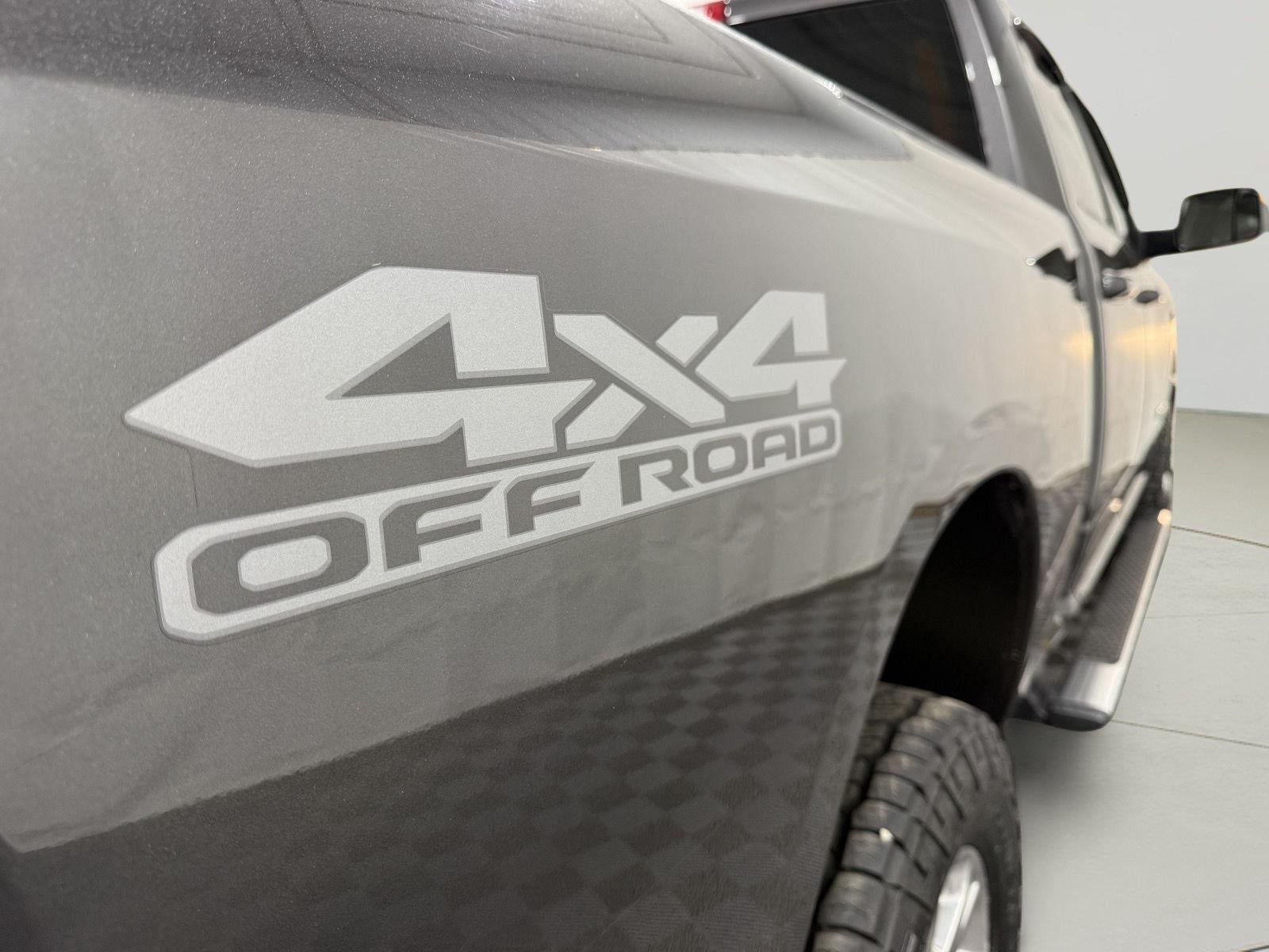 2020 RAM 2500 Big Horn Crew Cab 4x4 6'4' Box