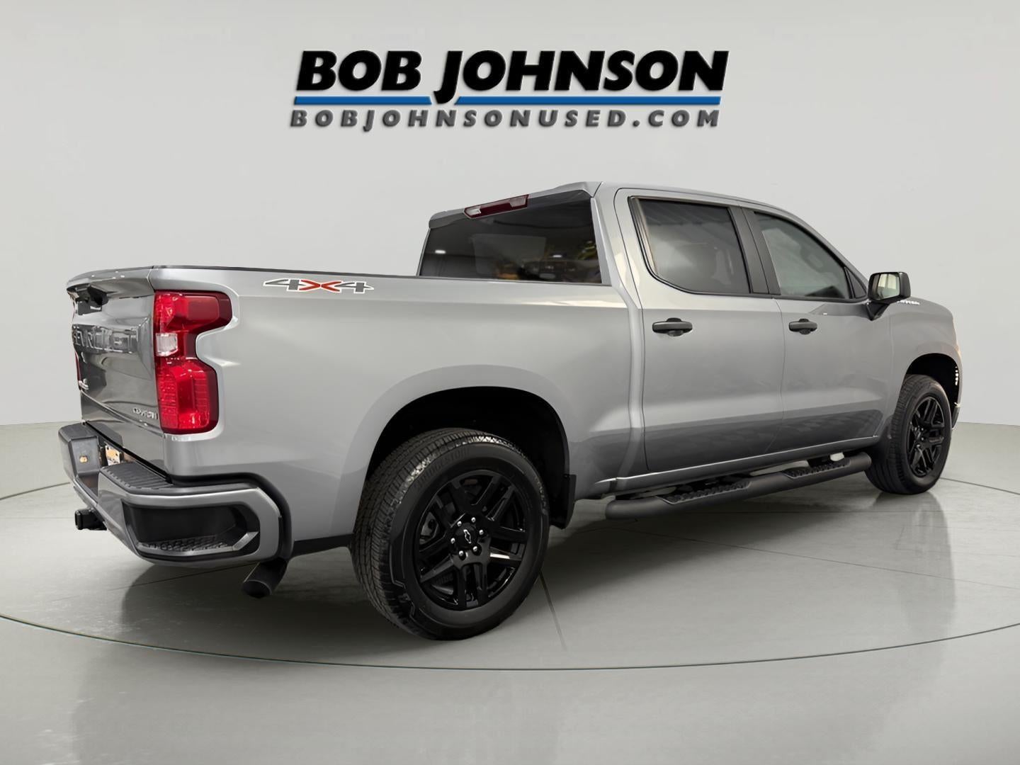2024 Chevrolet Silverado 1500 4WD Crew Cab Short Bed Custom