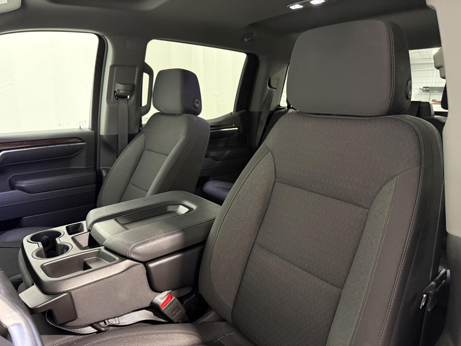 2024 GMC Sierra 1500 4WD Crew Cab Short Box Elevation with 3VL