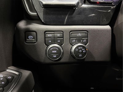 2024 GMC Sierra 1500 4WD Crew Cab Short Box Elevation with 3SB