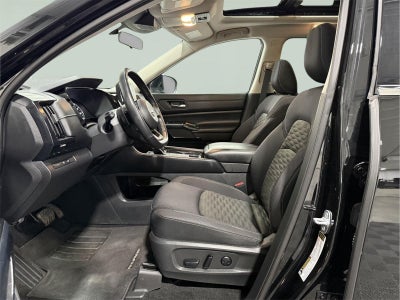 2022 Nissan Pathfinder SV 4WD