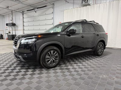 2022 Nissan Pathfinder SV 4WD