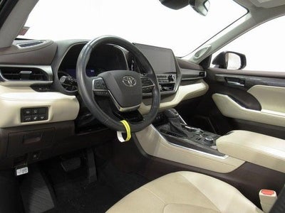 2021 Toyota Highlander Limited