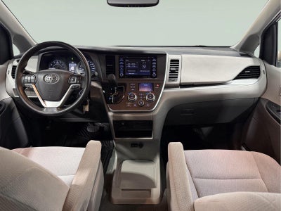 2020 Toyota Sienna LE