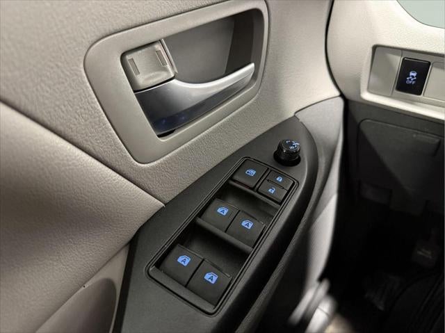 2020 Toyota Sienna LE