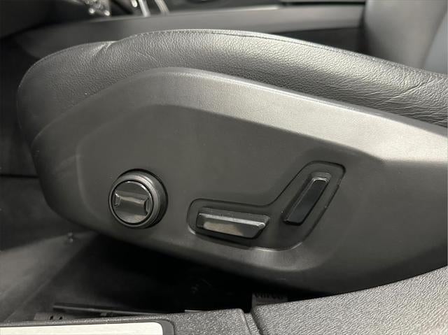 2025 Volvo S60 B5 Core