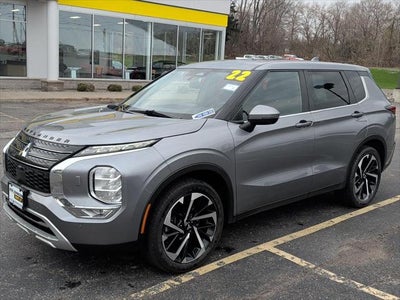 2022 Mitsubishi Outlander SE Launch Edition