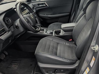 2022 Mitsubishi Outlander SE Launch Edition