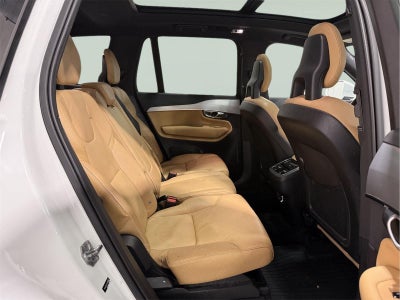 2018 Volvo XC90 T6 Momentum