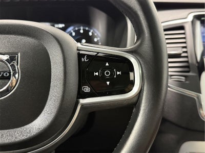 2018 Volvo XC90 T6 Momentum