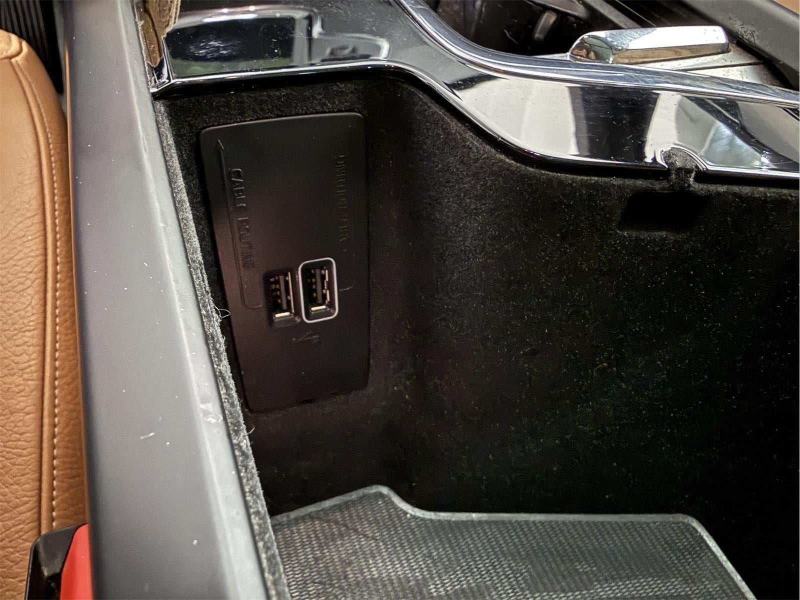 2018 Volvo XC90 T6 Momentum