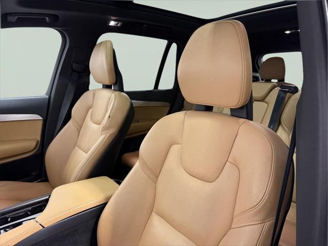 2018 Volvo XC90 T6 Momentum
