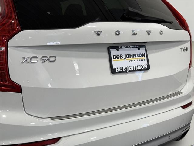 2018 Volvo XC90 T6 Momentum