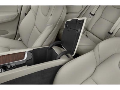 2021 Volvo XC60 T6 Momentum