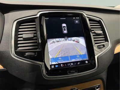 2023 Volvo XC90 B5 Plus