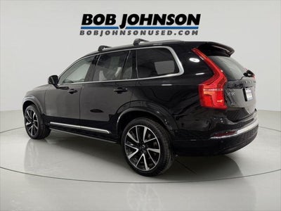 2023 Volvo XC90 B5 Plus