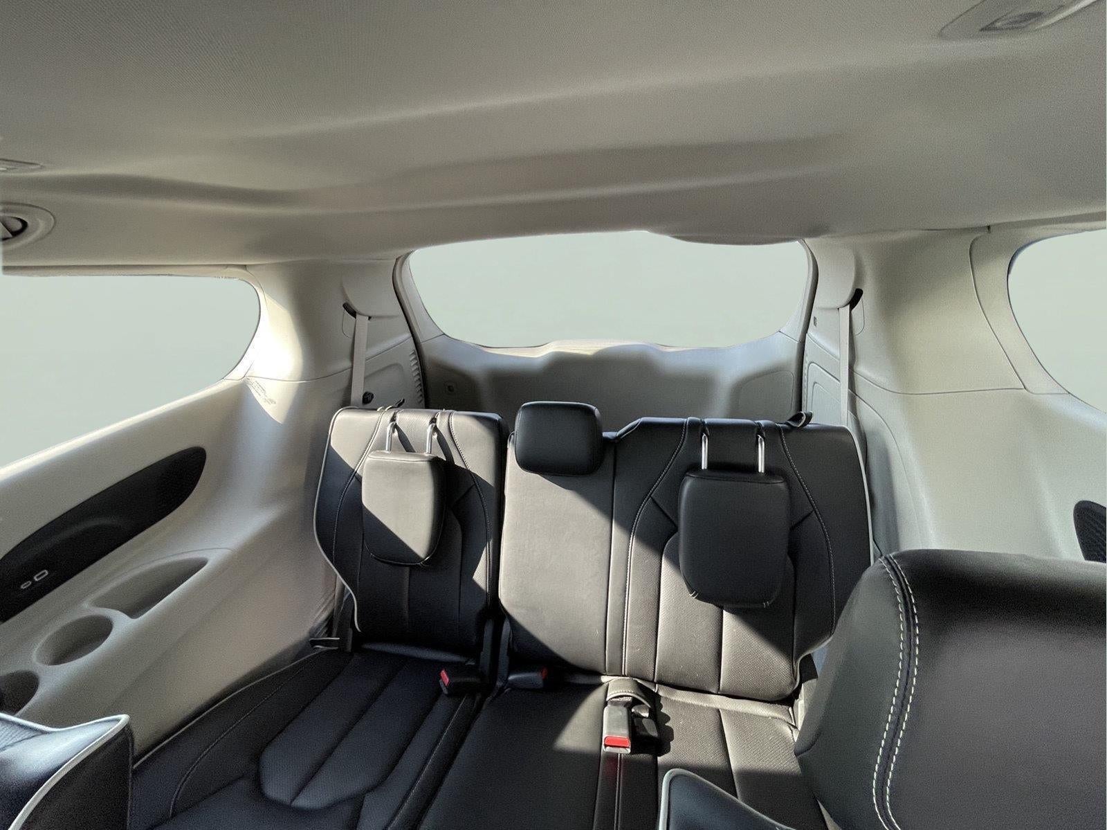 2023 Chrysler Pacifica Hybrid Limited