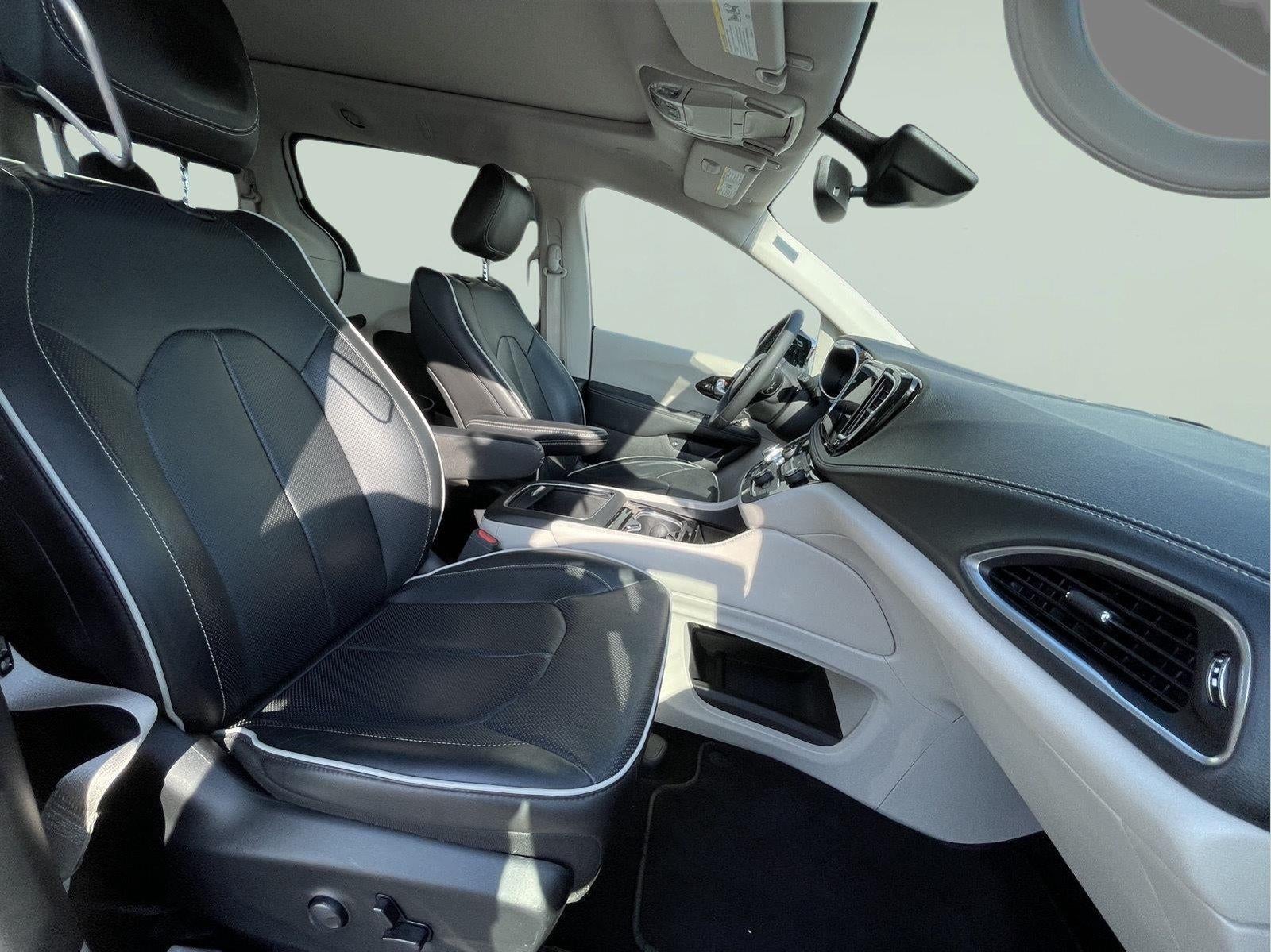 2023 Chrysler Pacifica Hybrid Limited