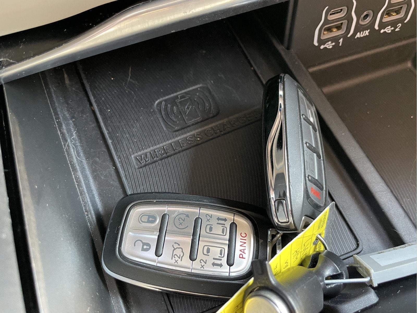 2023 Chrysler Pacifica Hybrid Limited