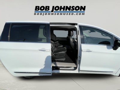 2023 Chrysler Pacifica Hybrid Limited