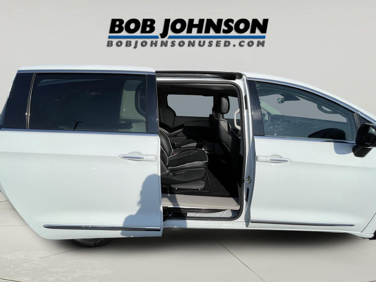 2023 Chrysler Pacifica Hybrid Limited