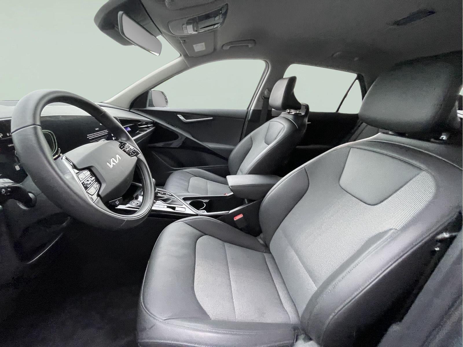 2024 Kia Niro EX