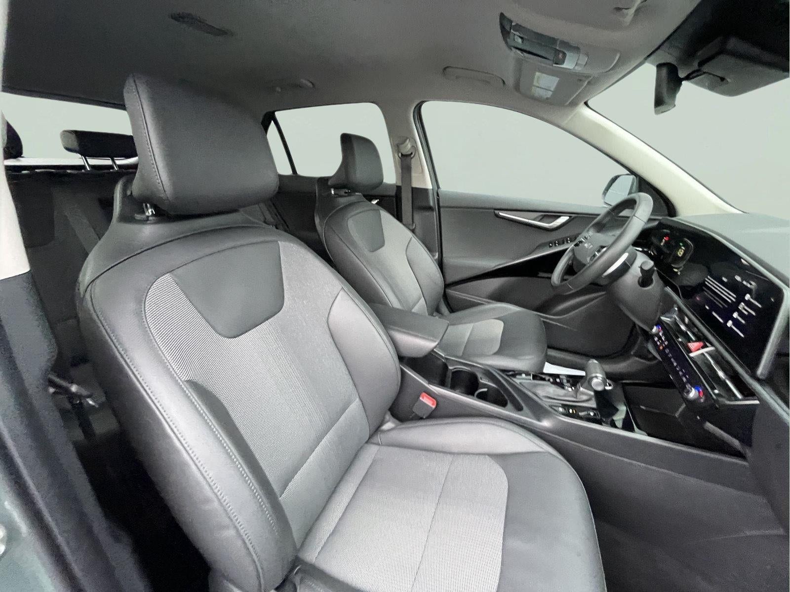 2024 Kia Niro EX