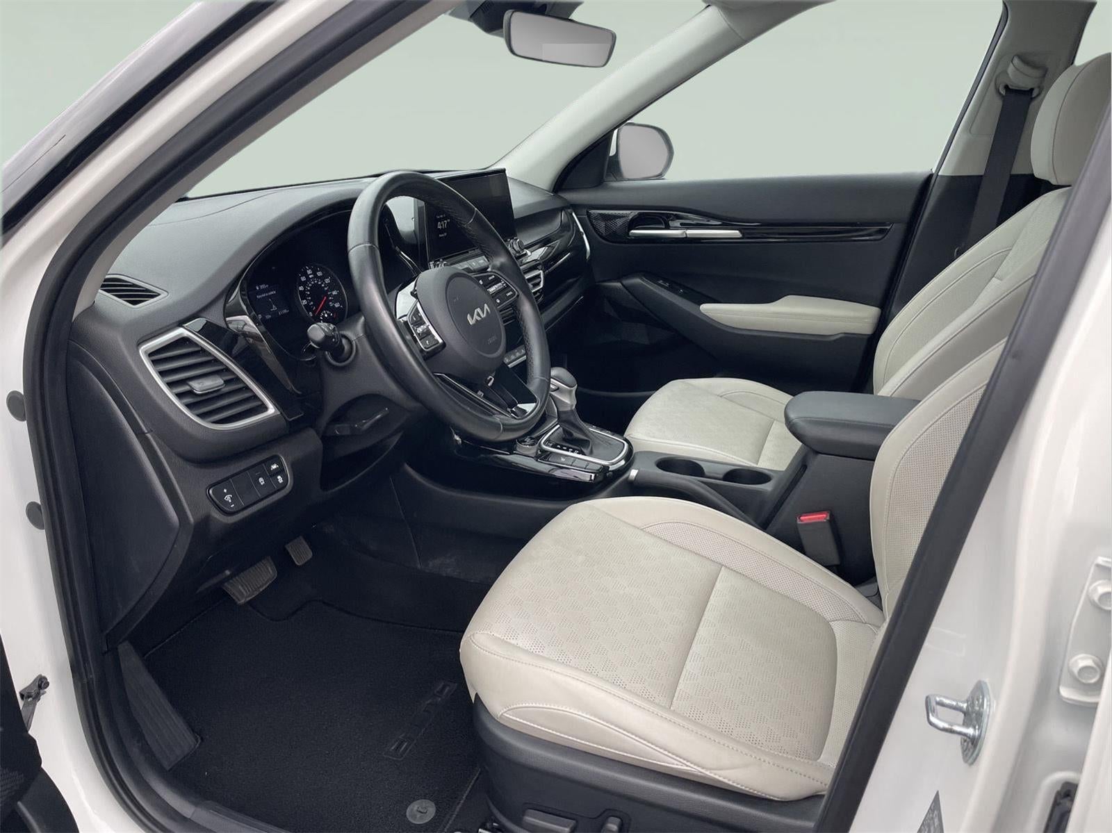 2023 Kia Seltos EX