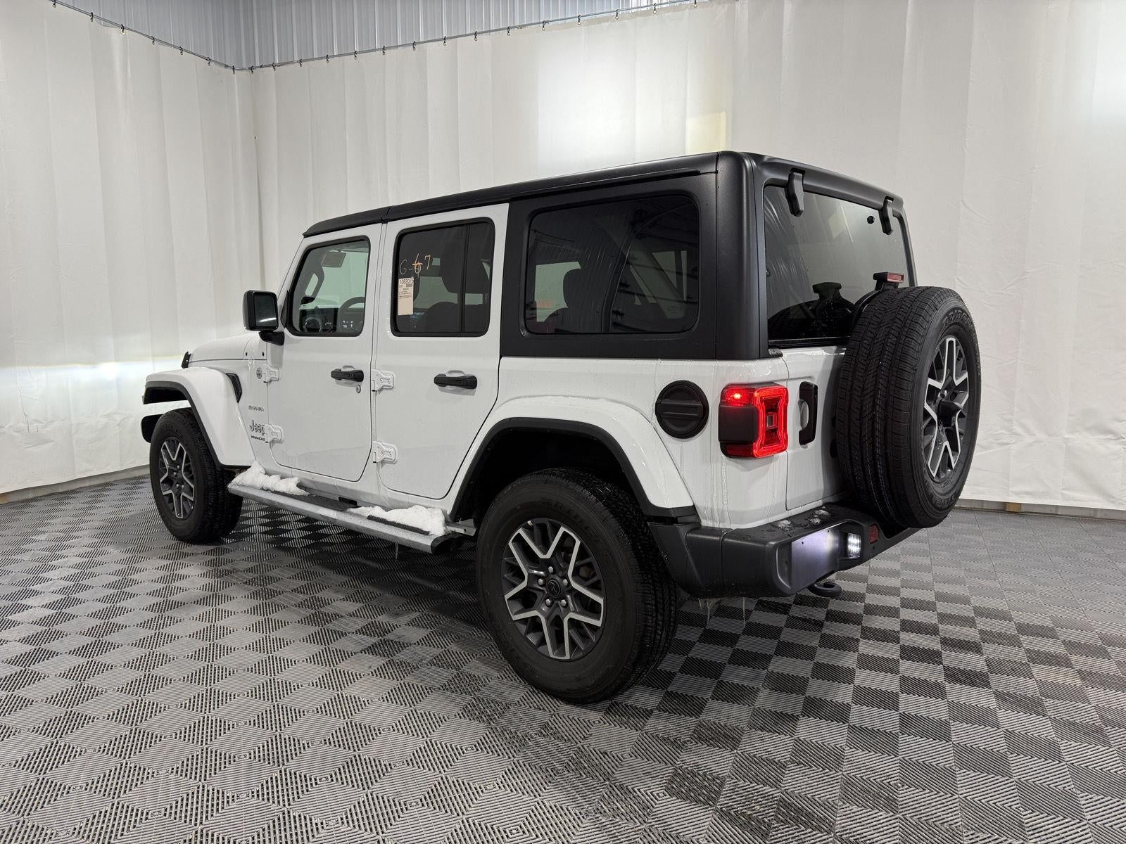 2024 Jeep Wrangler Sahara