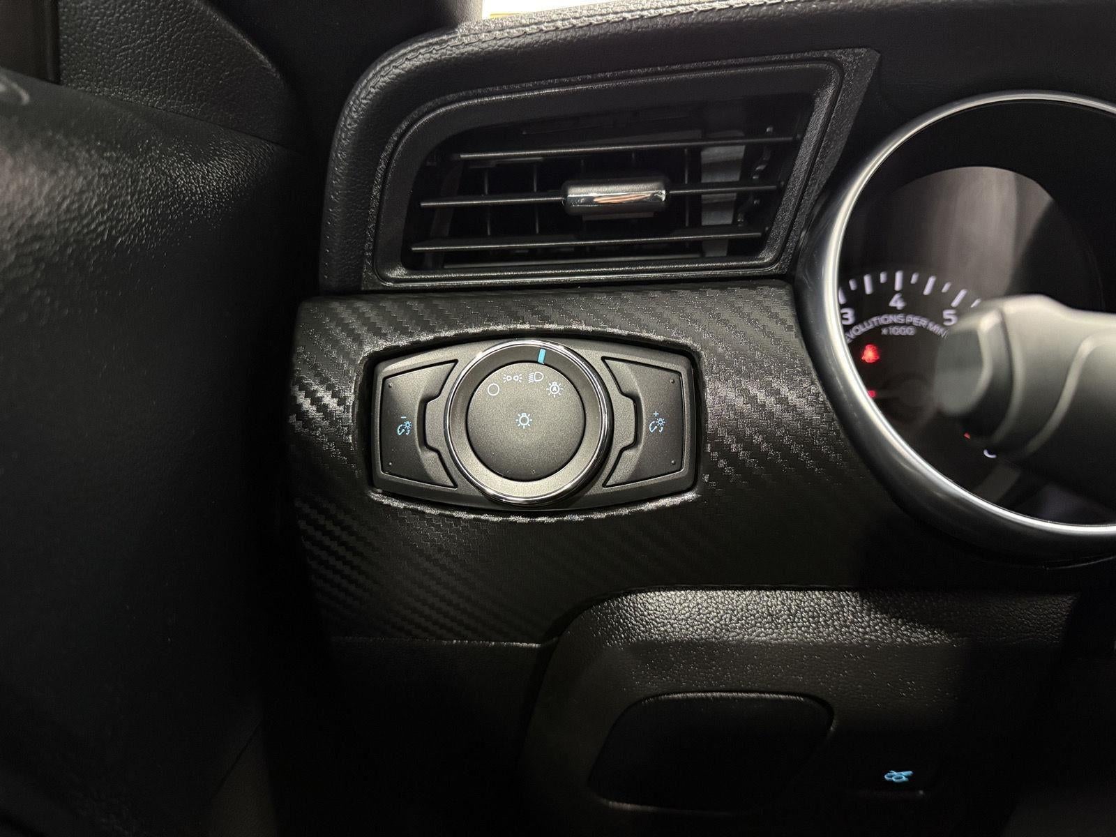 2022 Ford Mustang EcoBoost