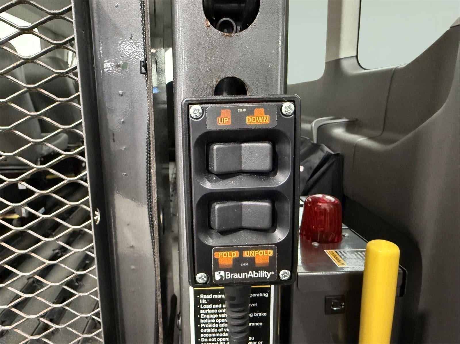 2021 Ford Transit Passenger Wagon XL