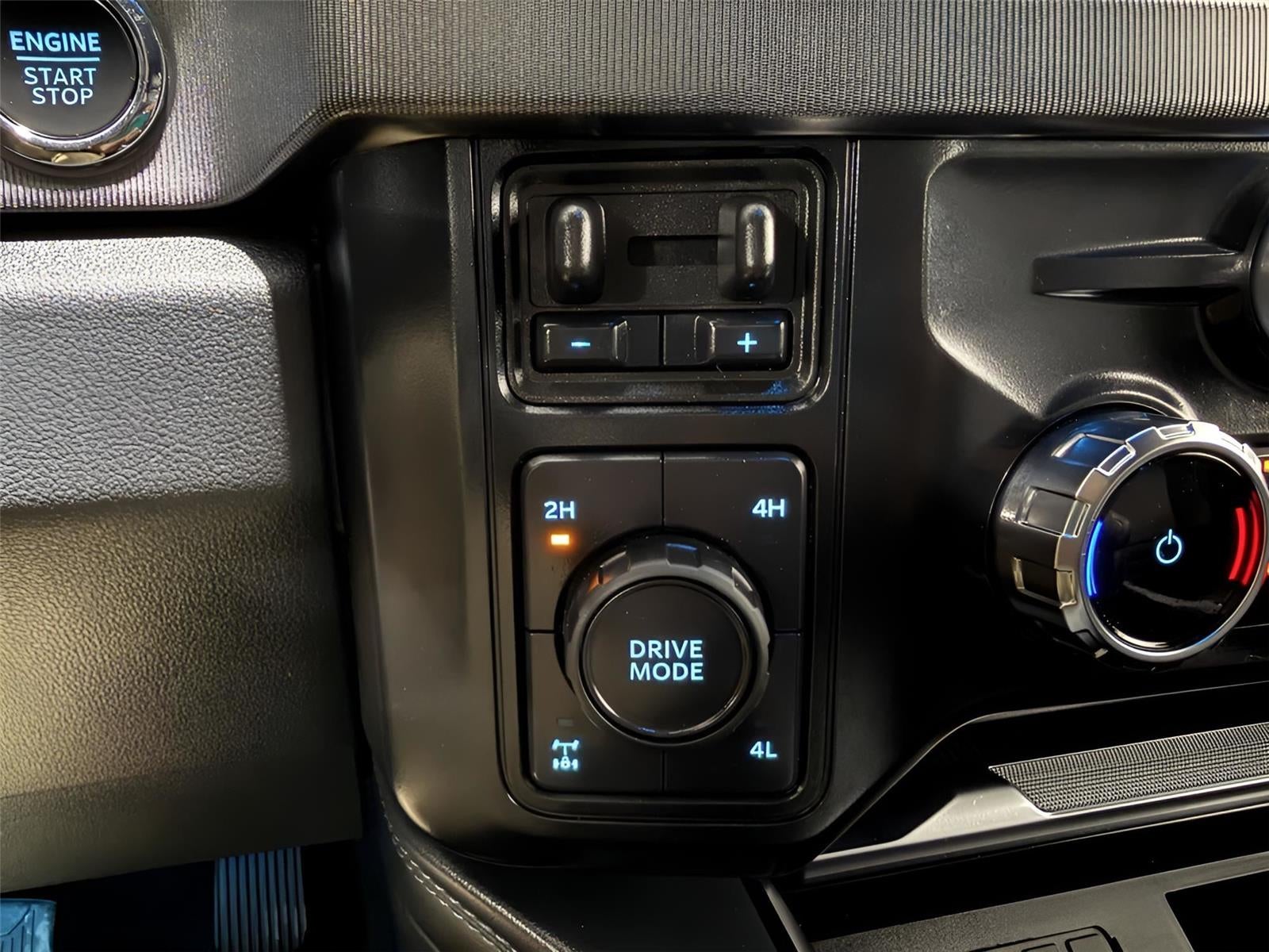 2025 Ford Super Duty F-250 Platinum