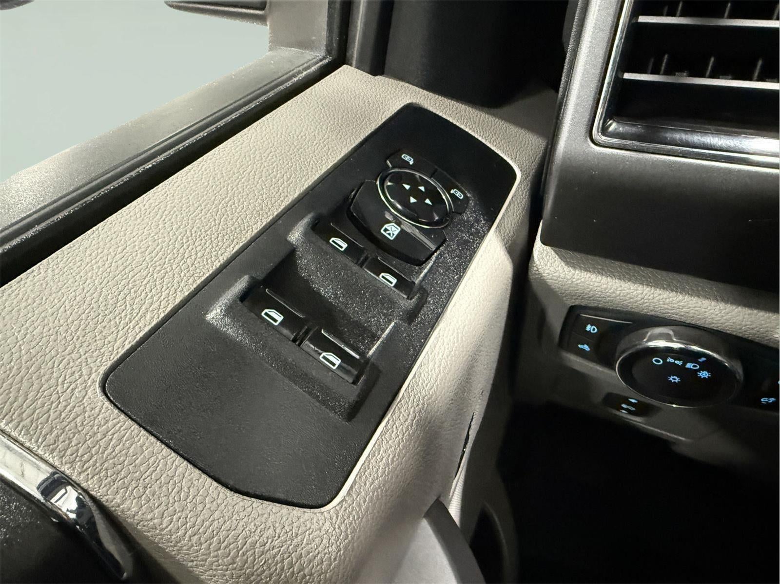 2019 Ford Super Duty F-250 SRW XLT 4WD SuperCab 8' Box