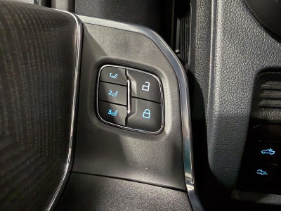 2025 Ford Super Duty F-250 SRW Platinum