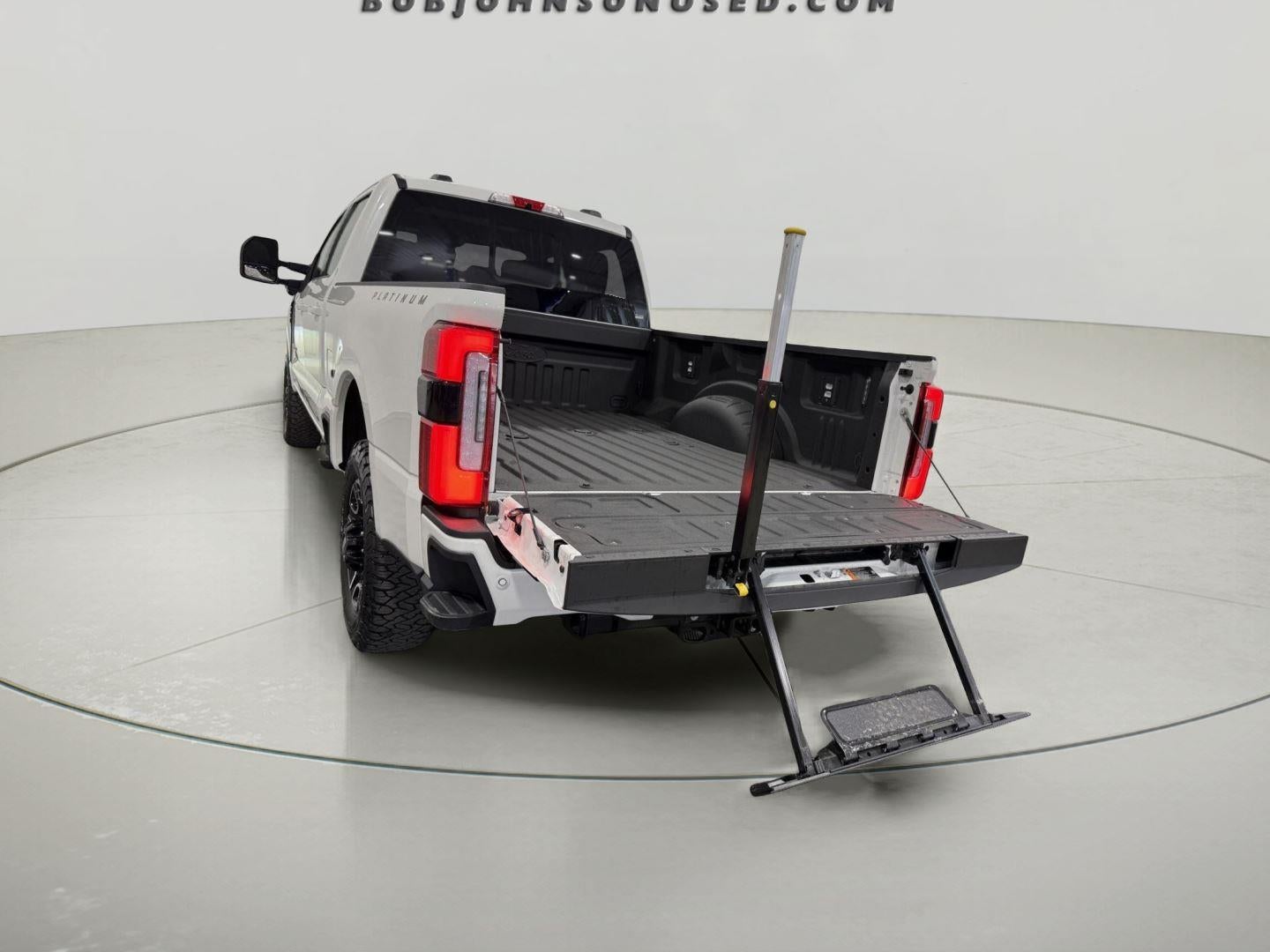 2025 Ford Super Duty F-250 SRW Platinum