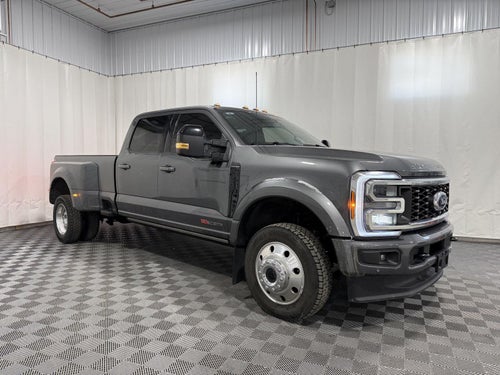 2025 Ford Super Duty F-450 DRW Platinum