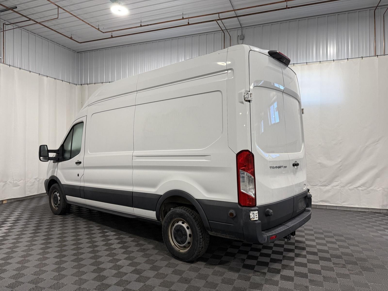 2018 Ford Transit Van T-250 148 Hi Rf 9000 GVWR Sliding RH Dr
