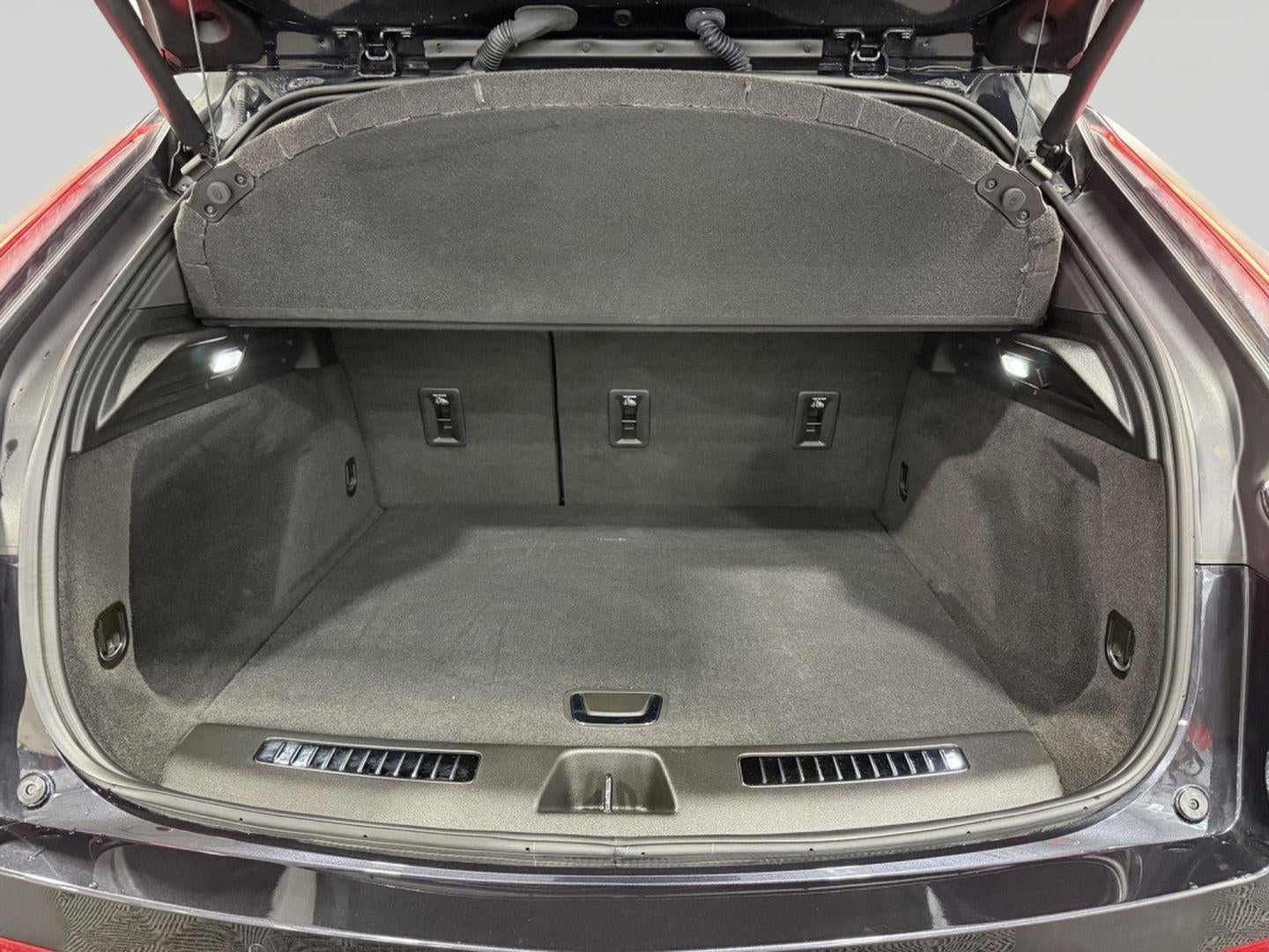 2023 Cadillac XT4 AWD Sport