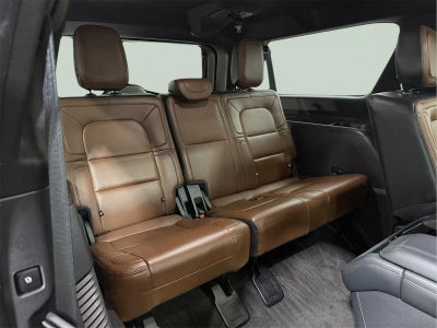 2022 Lincoln Navigator L Reserve