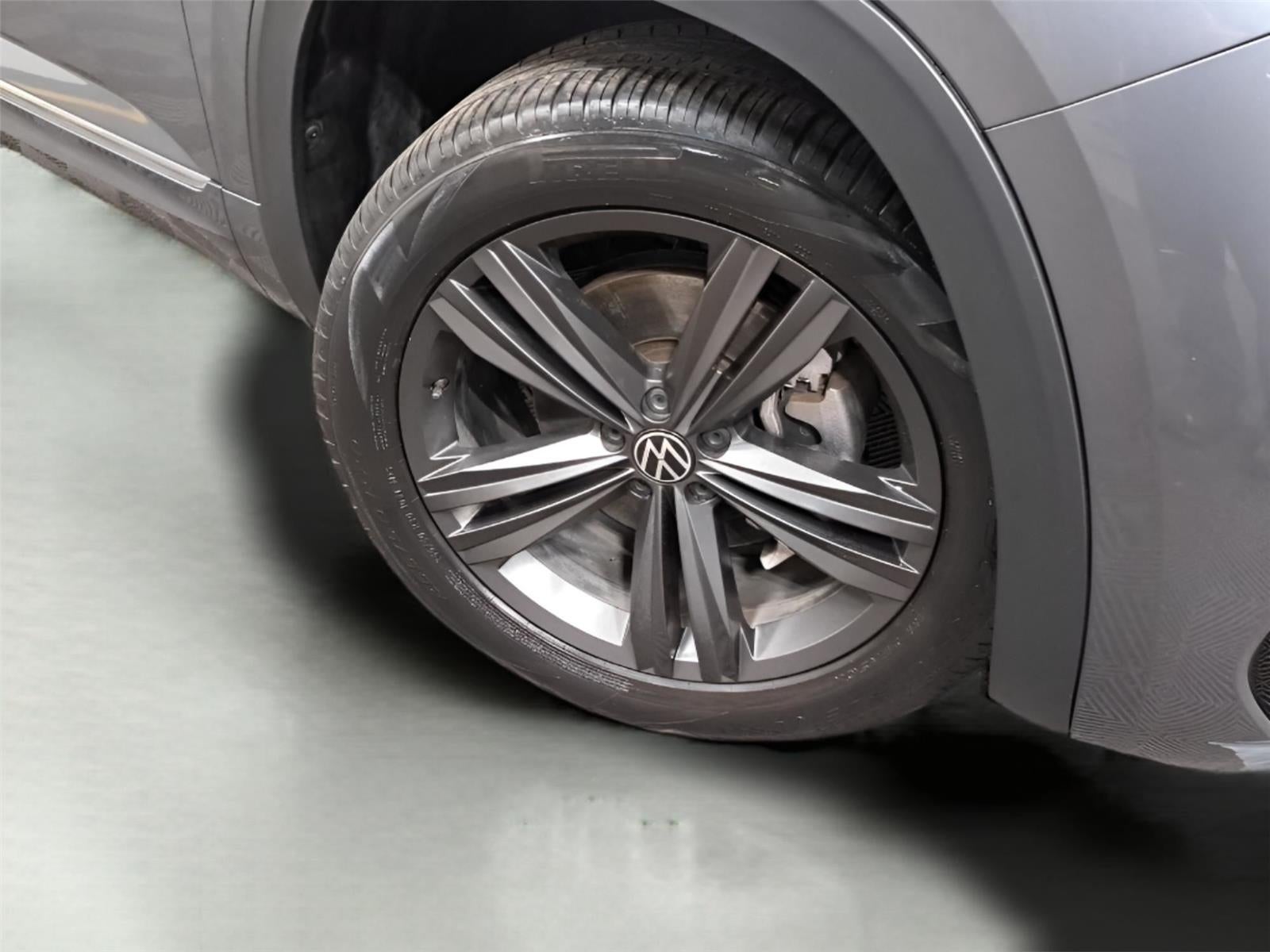 2021 Volkswagen Atlas 3.6L V6 SE w/Technology R-Line