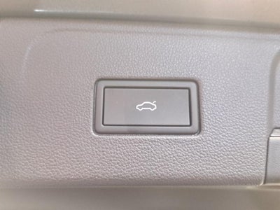 2021 Volkswagen Atlas 3.6L V6 SE w/Technology R-Line