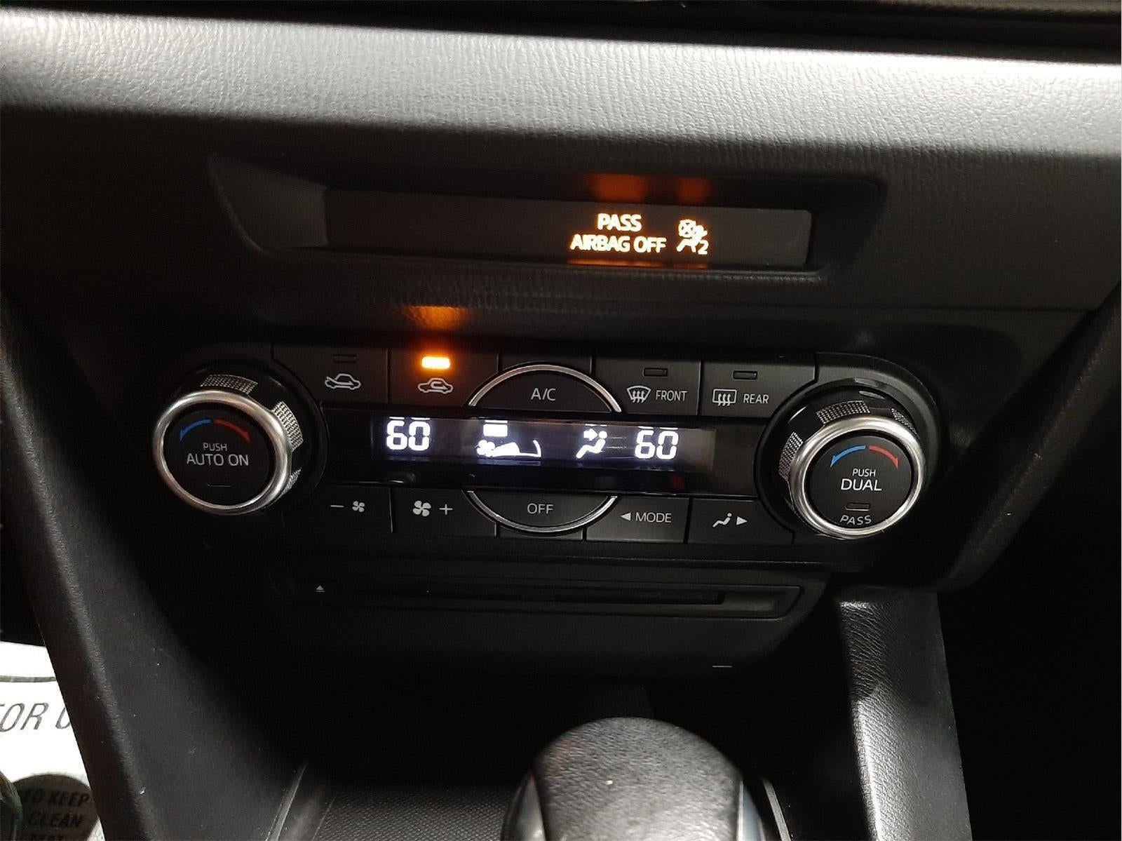 2016 Mazda Mazda3 i Touring